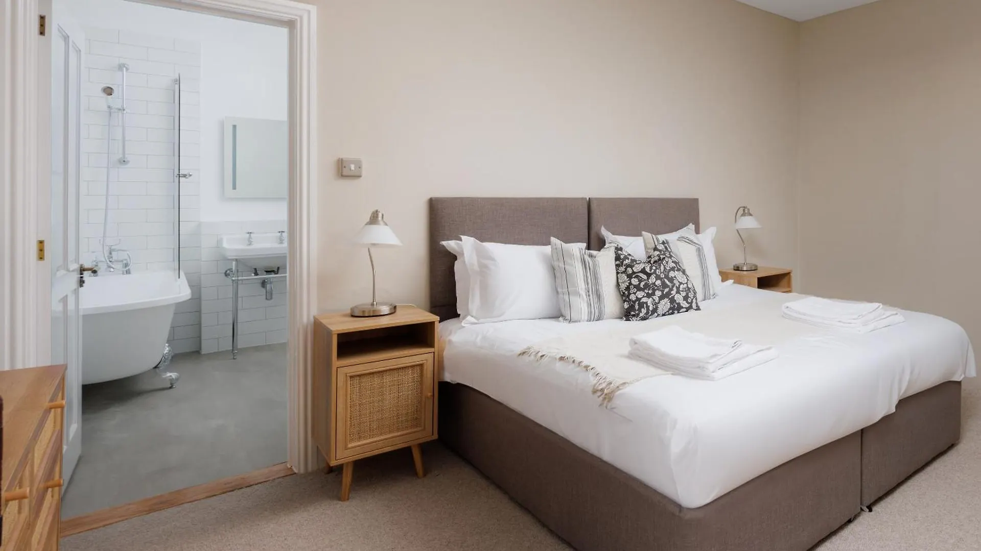 The Turf Bed & Breakfast Exminster